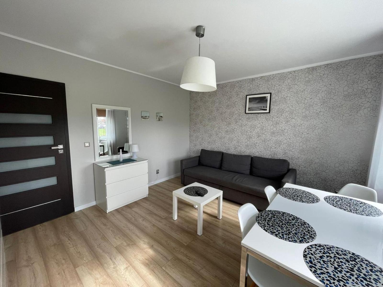 Apartament Ogrody 코워브제크 외부 사진